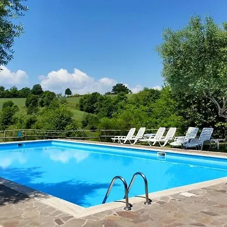 Apartment Madonna Della Sanita Sleeps 2 Pool T763599 Città della Pieve