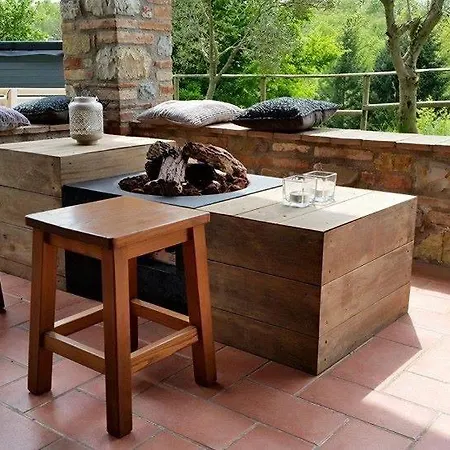 Madonna Della Sanita Sleeps 2 Pool T763599 * Città della Pieve